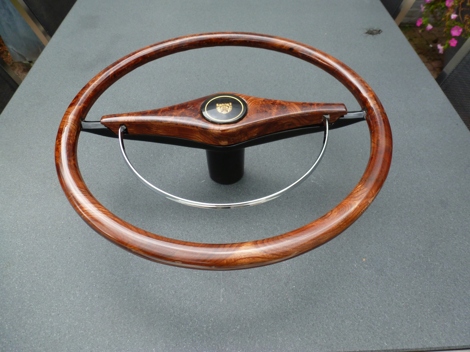 Jaguar MK2 steering wheel