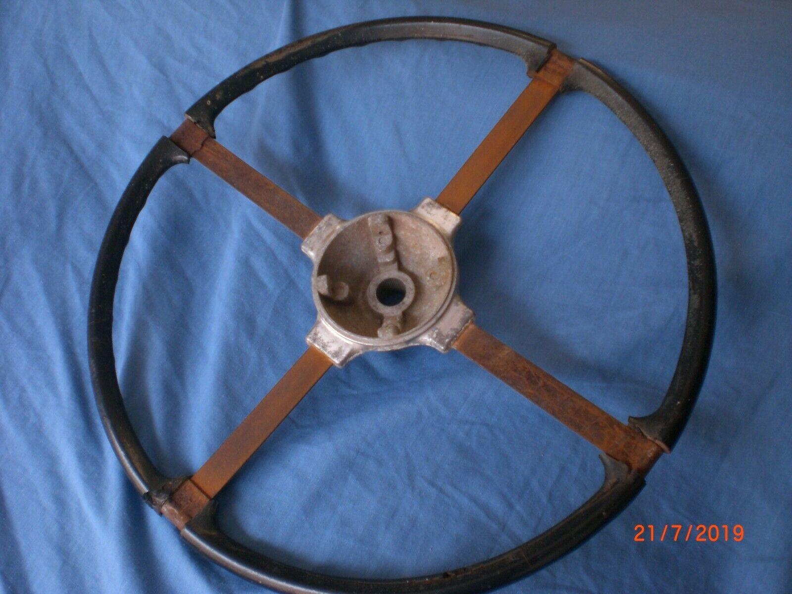 Jaguar-XK140/150 steering wheel