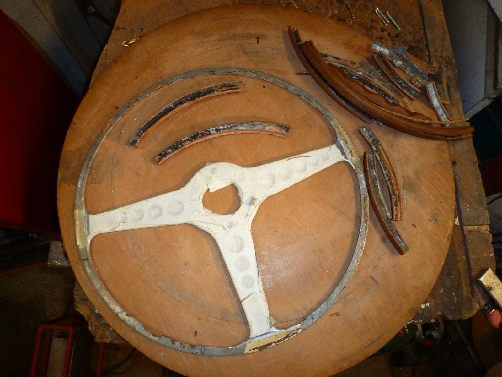 The original wood rim completely removed