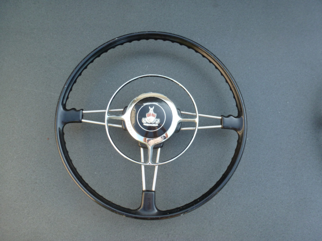 Steering wheel before restoration