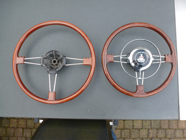 Two modified steering wheels. In the picture on the right, the diameter of the steering wheel has been reduced with six centimeters.