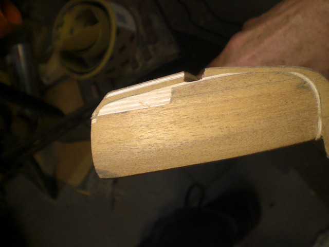 Repair of the rear end of the door gapping