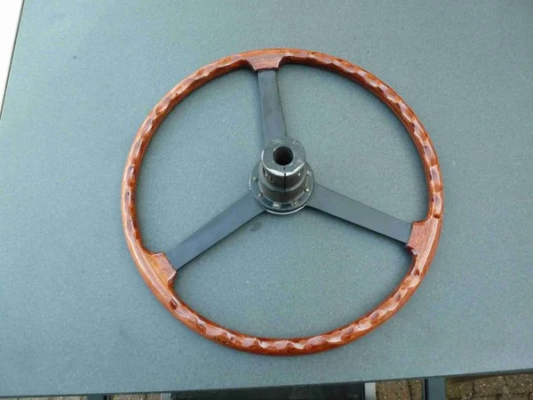 Aston Martin DB24 steering wheel rear finger grooves matching original pattern
