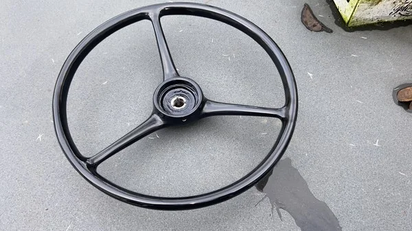 Citroën Traction Avant restored steering wheel with epoxy cast surface replacing bakelite