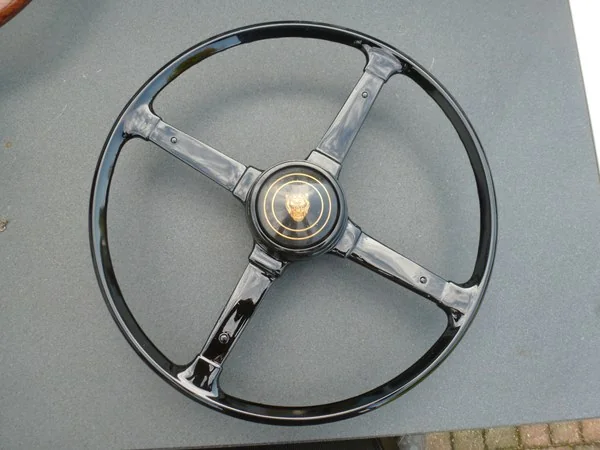 Jaguar XK140/150 restored steering wheel with plastic replaced by epoxy
