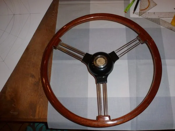 MG vintage steering wheel restoration