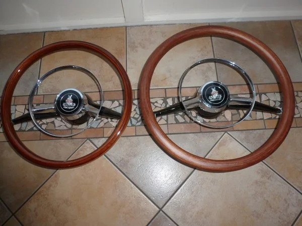 Rover P5 mahogany steering wheels using wrapping method with diameter modification and matte finish